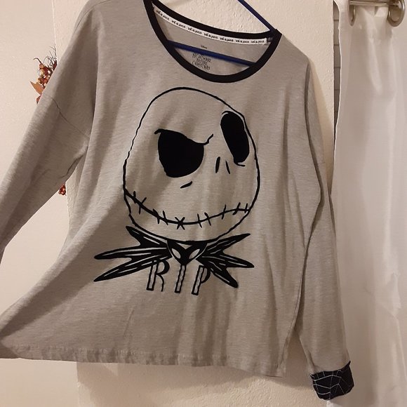 Disney Tim Burton's The Nightmare Before Christmas PJ Top - XL - Picture 1 of 6